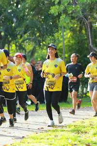 BIB: 045, 019, 0619, 0682
                            <button type="button" onclick="openModal(5130409)" class="btn btn-primary btn-sm float-right btn-popup" data-toggle="modal" data-target=".modal-high-quality">
                        <i class="fas fa-shopping-cart"></i> Add to Cart
                    </button>
                                            <button type="button" onclick="isThisMe(5130409, true)" class="btn btn-success btn-sm float-right btn-popup btn-isme hidden" data-toggle="tooltip" data-placement="bottom" title="นี่คือรูปของคุณใช่ไหม คลิกที่นี่เพื่อเอาเข้าอัลบั้ม">
                        <i class="fas fa-plus"></i> Add to album
                    </button>
                    <button type="button" onclick="isThisMe(5130409, false)" class="btn btn-warning btn-sm float-right btn-popup btn-isnotme hidden">
                        <i class="fas fa-ban"></i> Remove from album
                    </button>